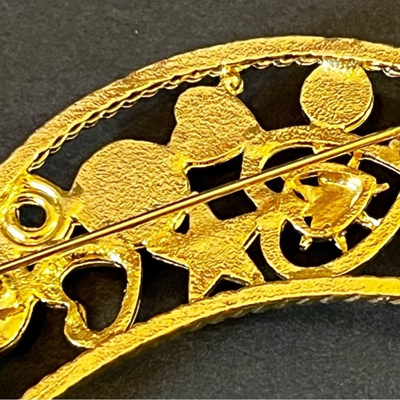 Celestial Crescent Moon Brooch Gold Tone Hearts Stars Whimsigoth Moody Charmed - Picture 12 of 16